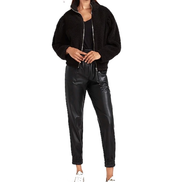 Express Sherpa Zip Up Jacket - Picture 2 of 8